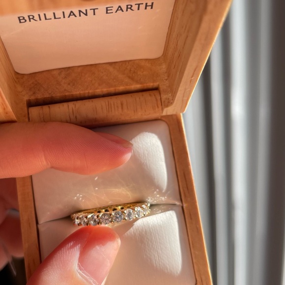 Brilliant Earth 2ct Natural Diamond Eternity Band - Picture 1 of 8